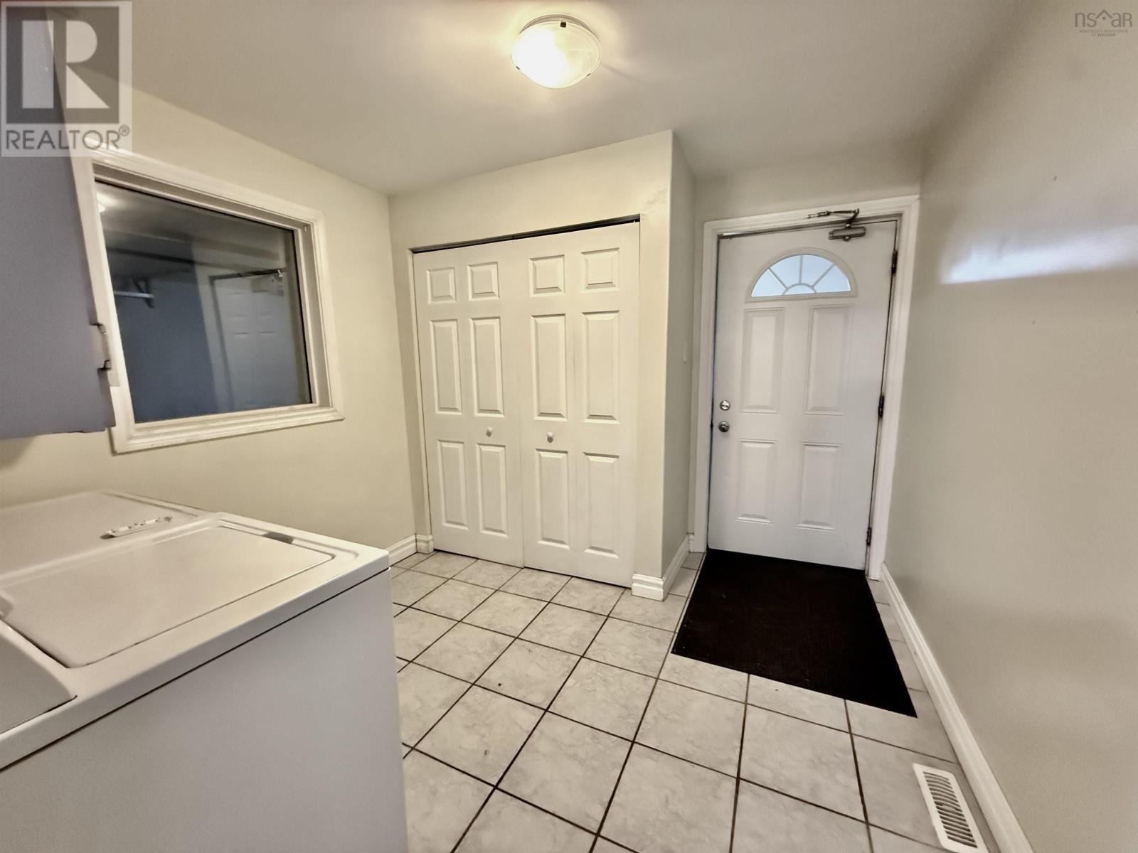 41 Irving Street - 24