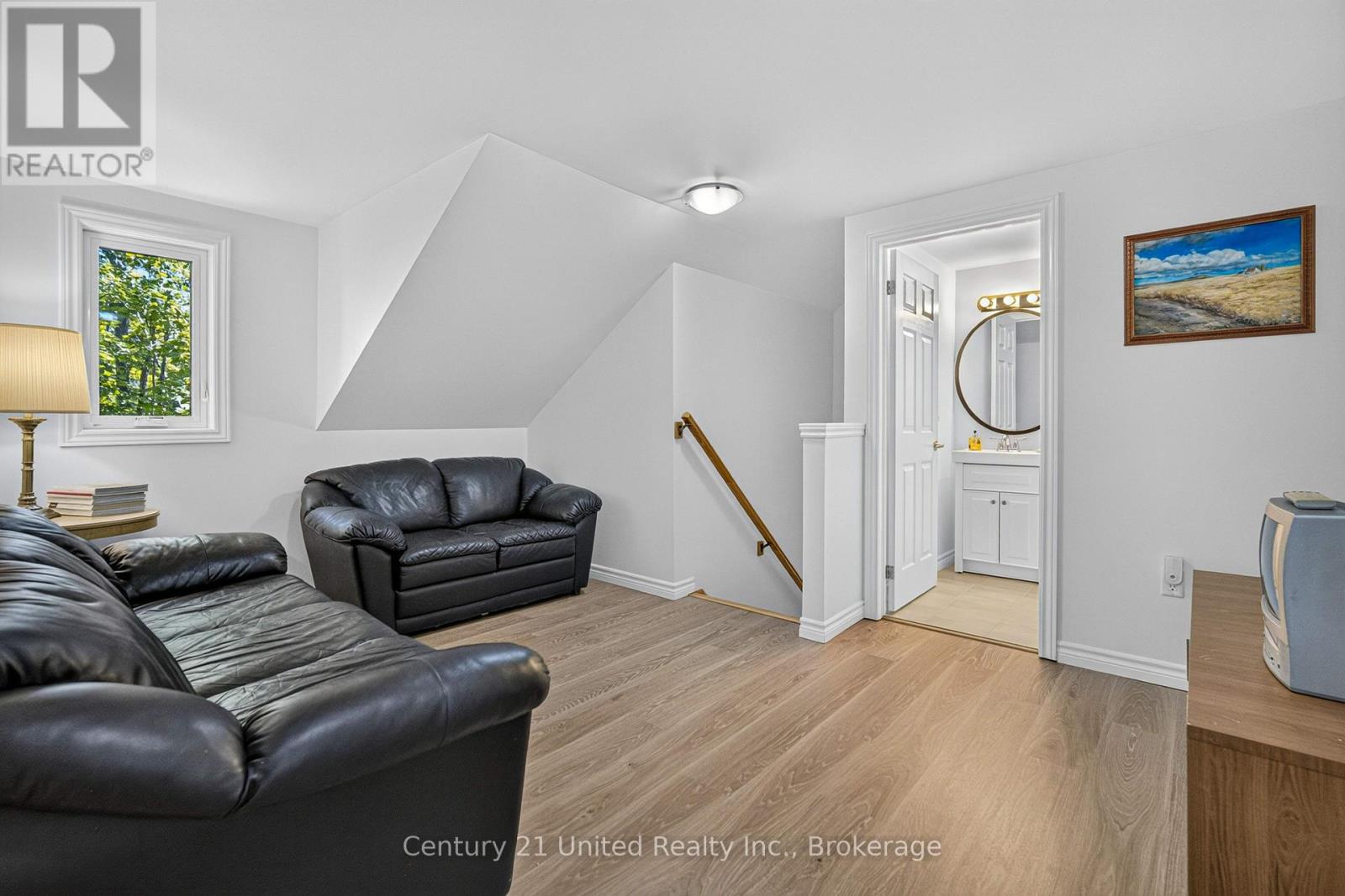 15 LIBRARY ROAD - 25