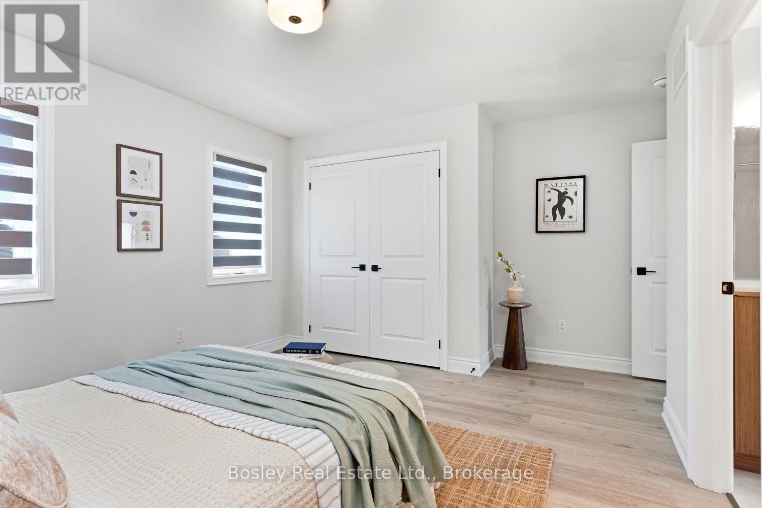 220 STRACHAN STREET - Image 40