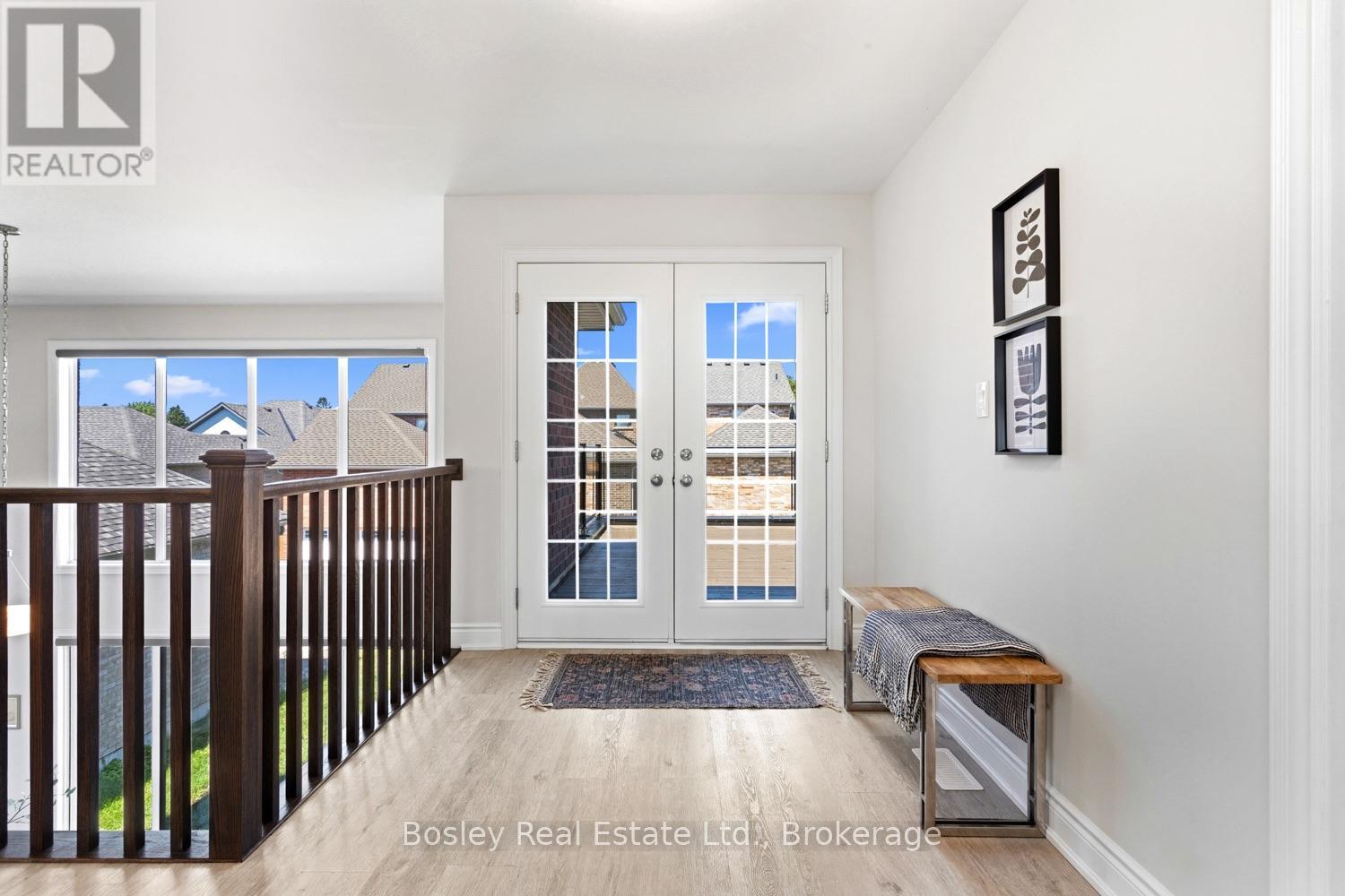 220 STRACHAN STREET - 41
