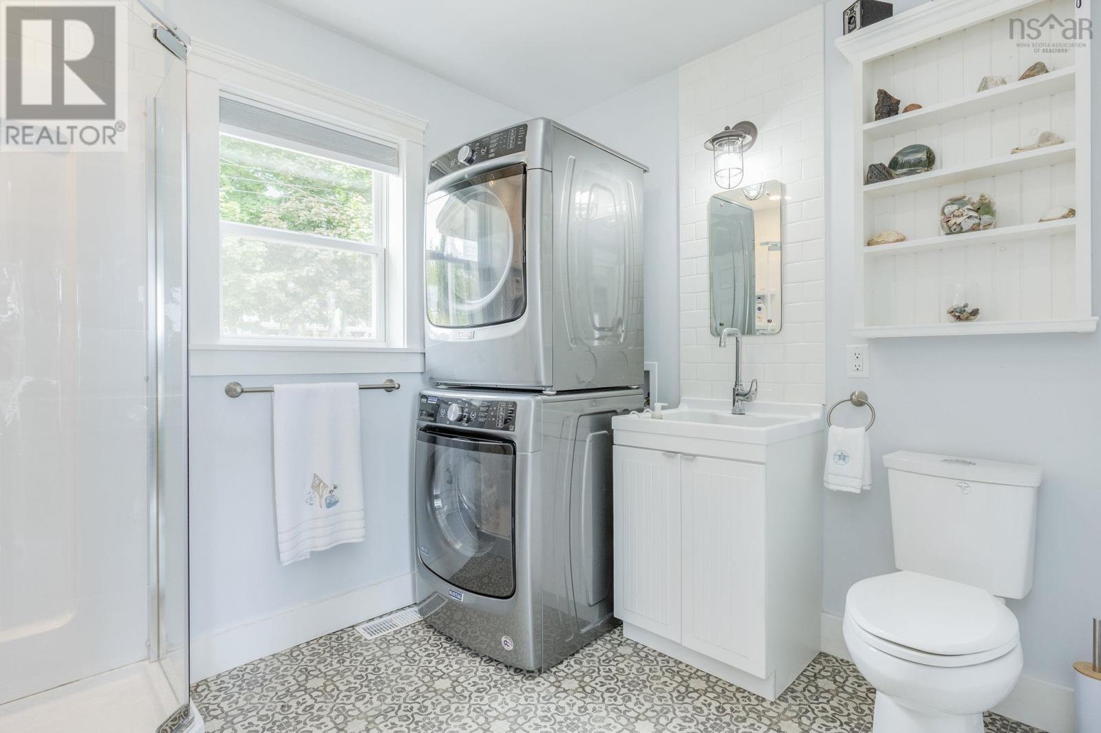 116 Pleasant Street - 34