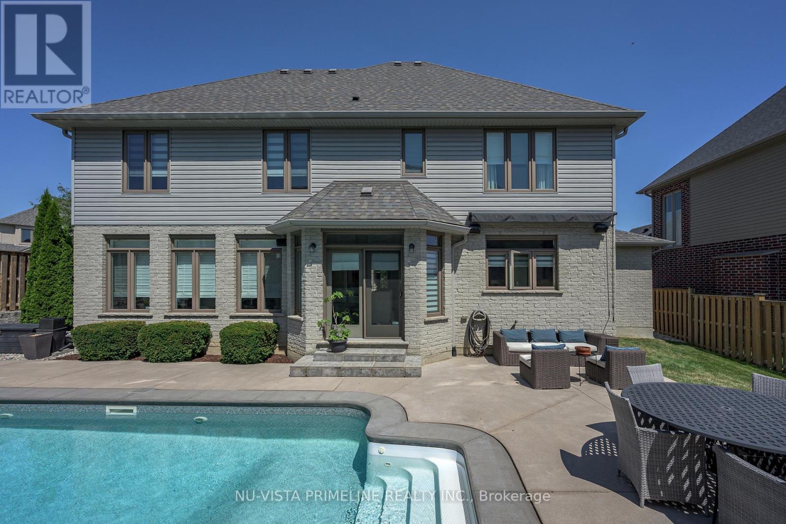 2330 DAUNCEY CRESCENT - Image 13
