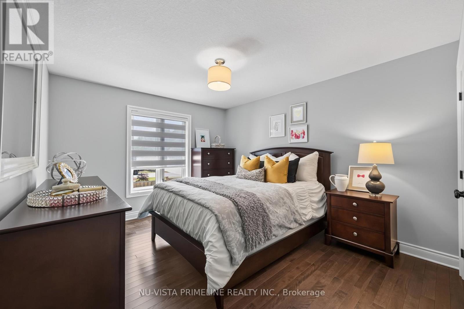 2330 DAUNCEY CRESCENT - Image 38