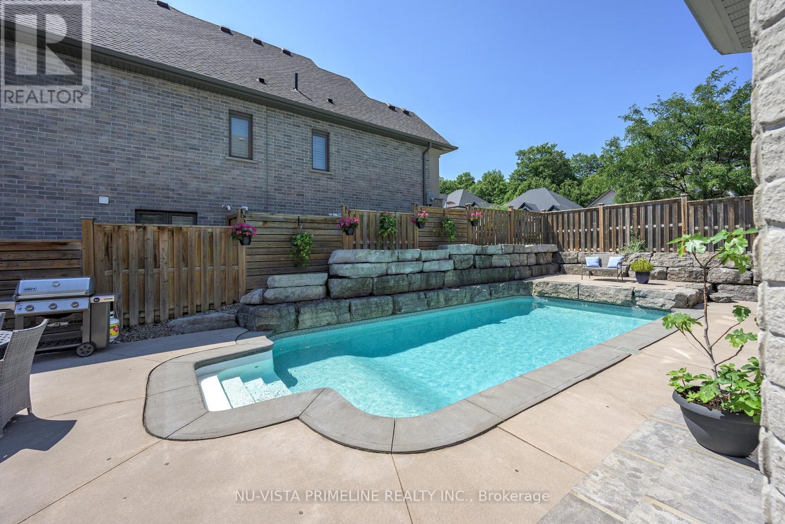2330 DAUNCEY CRESCENT - Image 7