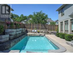 Mud room - 2330 Dauncey Crescent, London North, ON N5X0M2 Photo 10
