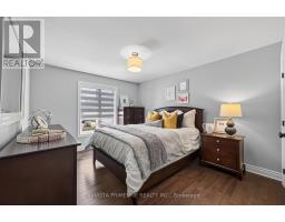 2330 Dauncey Crescent, London North, ON N5X0M2 Photo 38