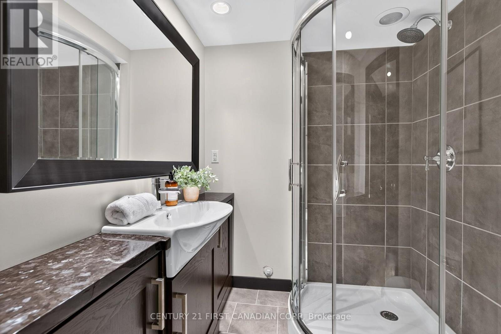 1027 MANCHESTER ROAD - Image 34