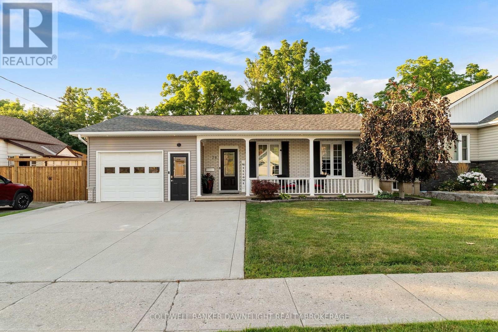 76 SANDERS STREET W - 1