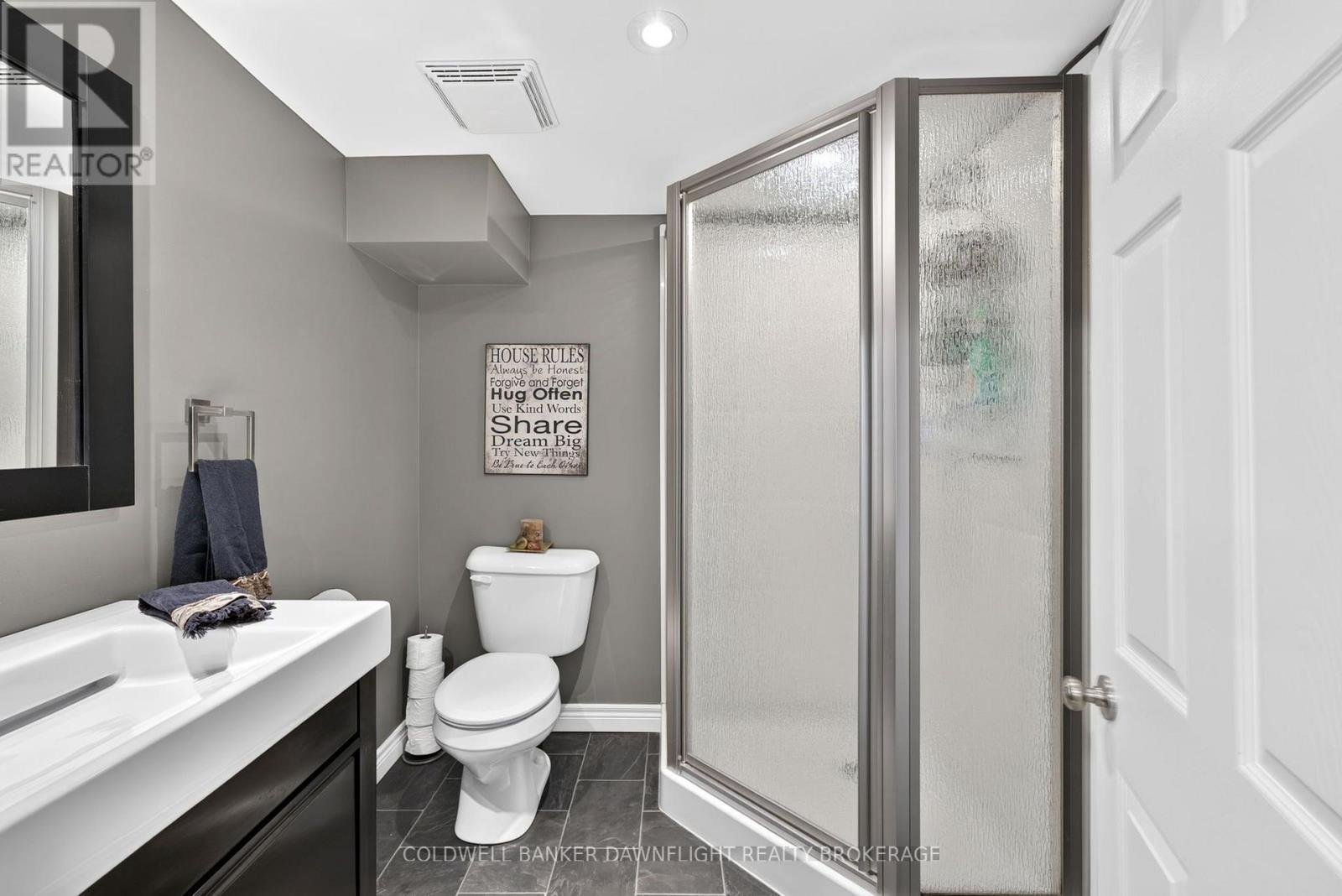 76 SANDERS STREET W - Image 37