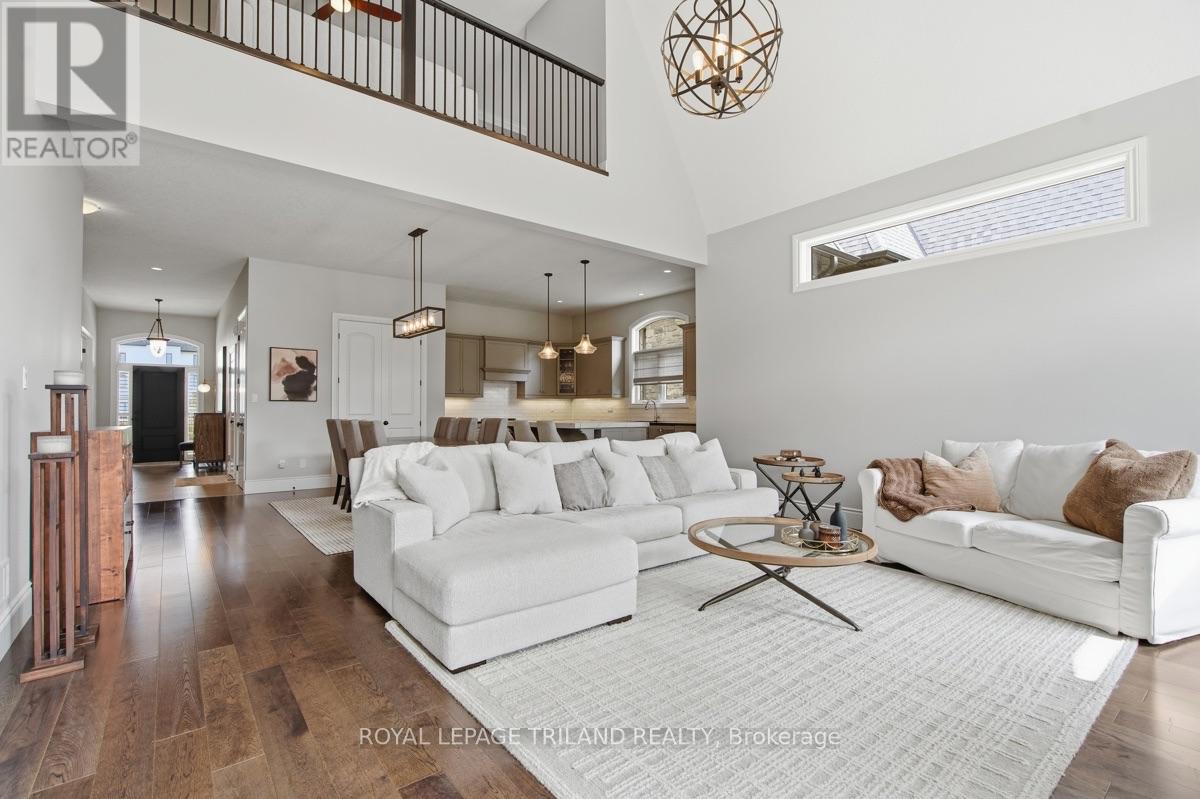 #28 2215 CALLINGHAM DRIVE - Image 12