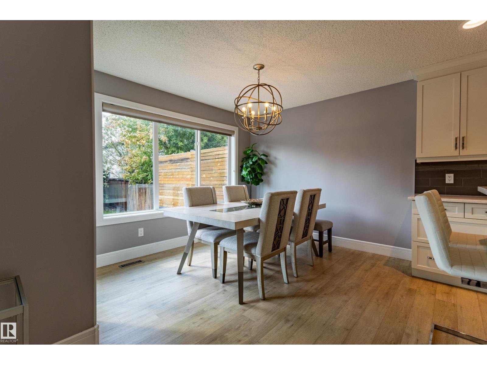 522 174A ST SW - 13