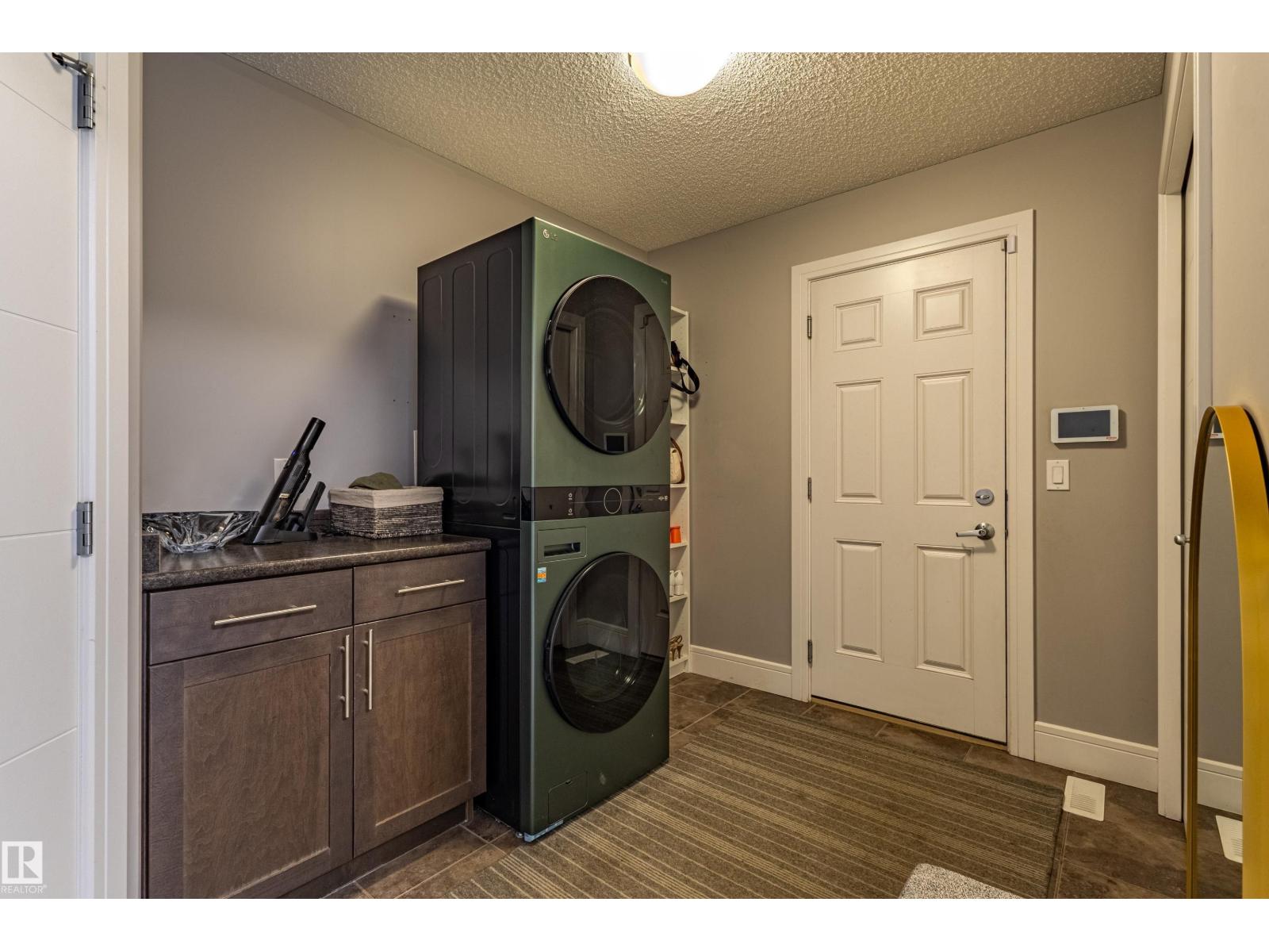 522 174A ST SW - 18