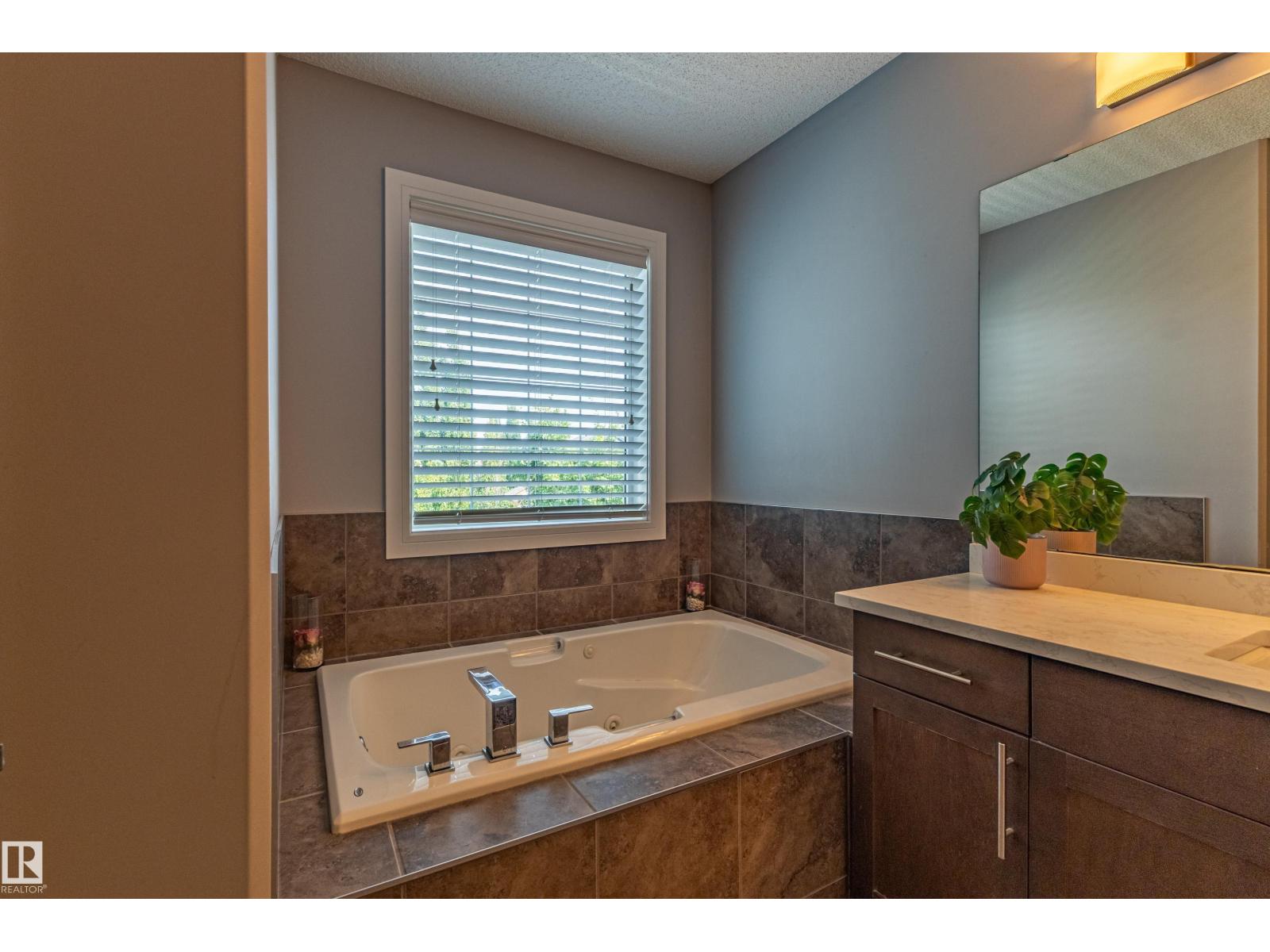 522 174A ST SW - Image 30