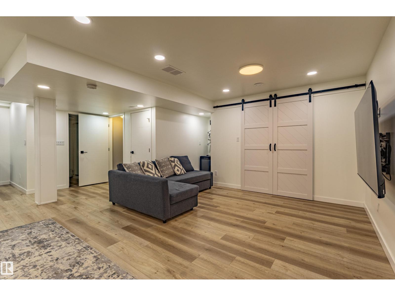 522 174A ST SW - Image 39