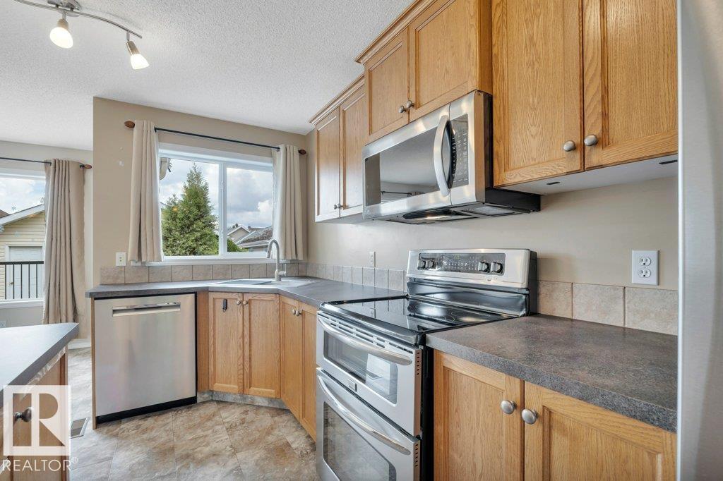 7948 13 AV SW - 10