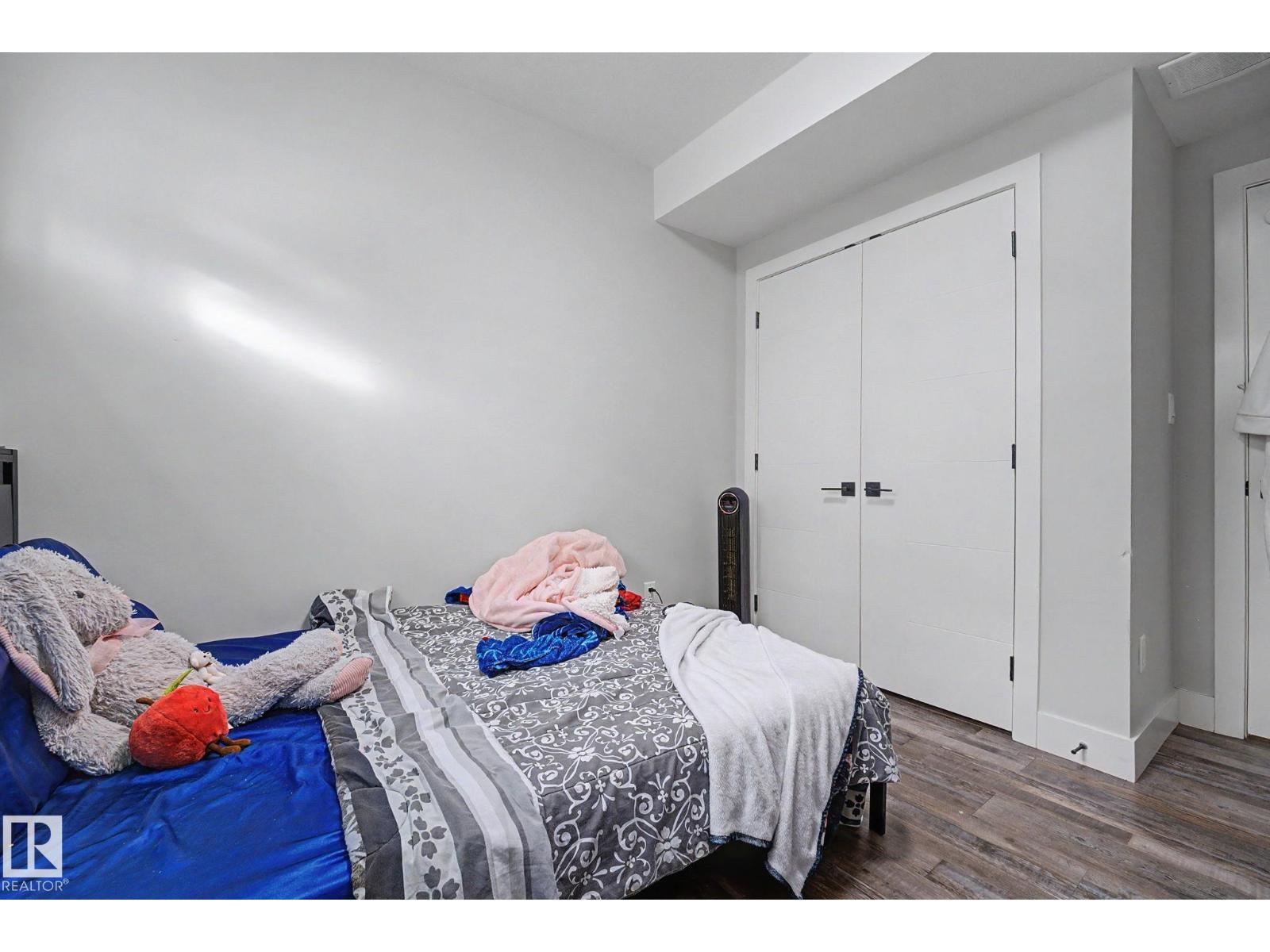 10333 157 ST NW - Image 42