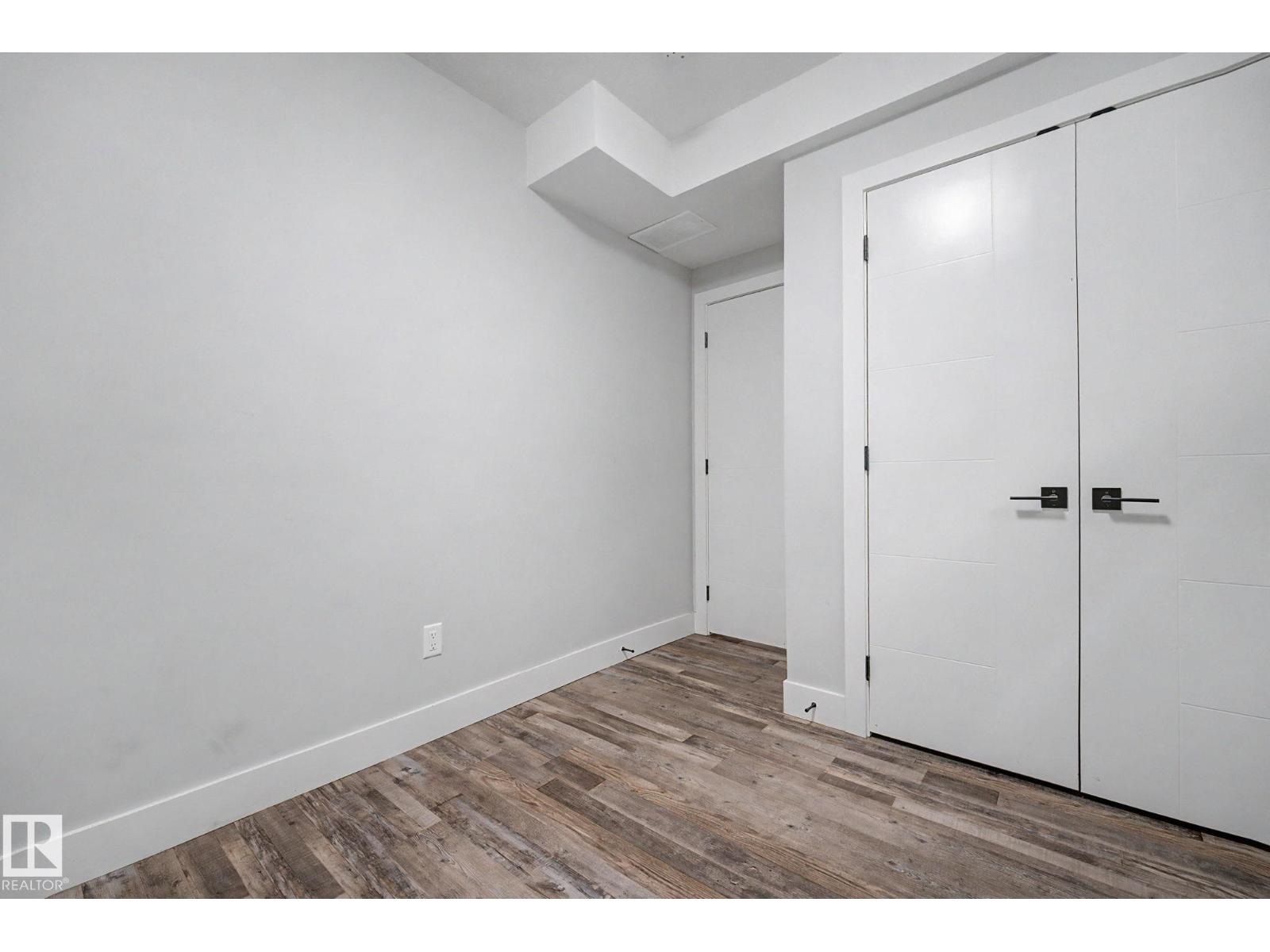 10333 157 ST NW - 46