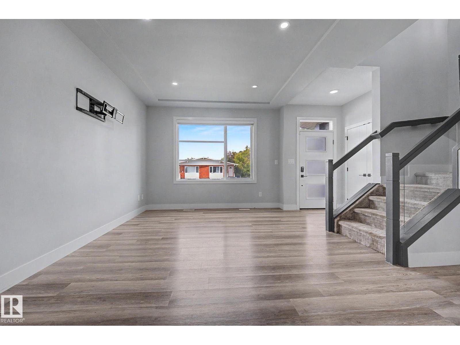 10333 157 ST NW - Image 6