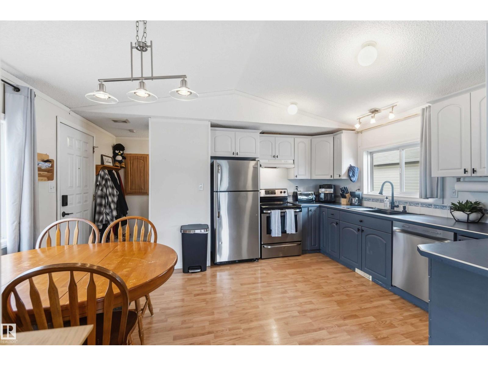 3402 LAKEVIEW PT NW - Image 13