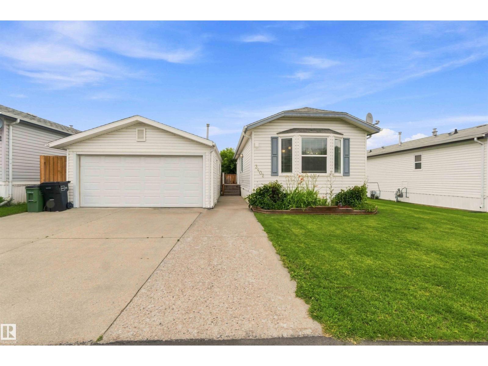 3402 LAKEVIEW PT NW - 2
