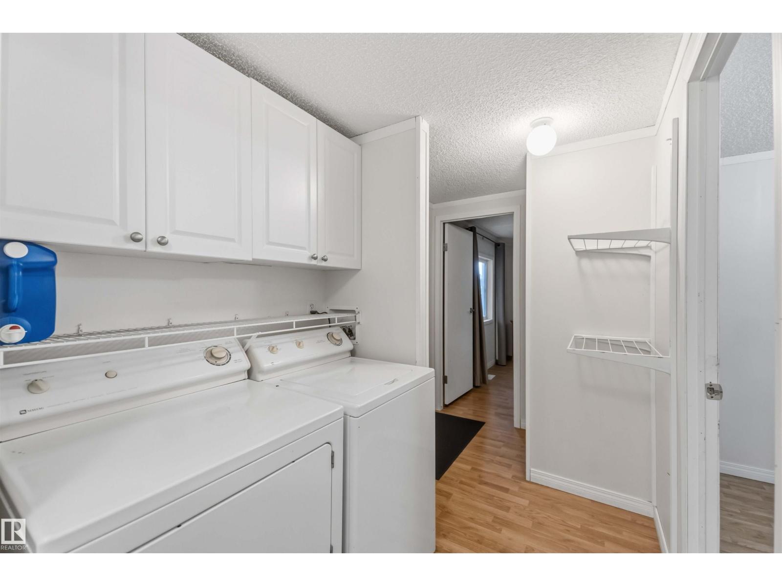 3402 LAKEVIEW PT NW - Image 23