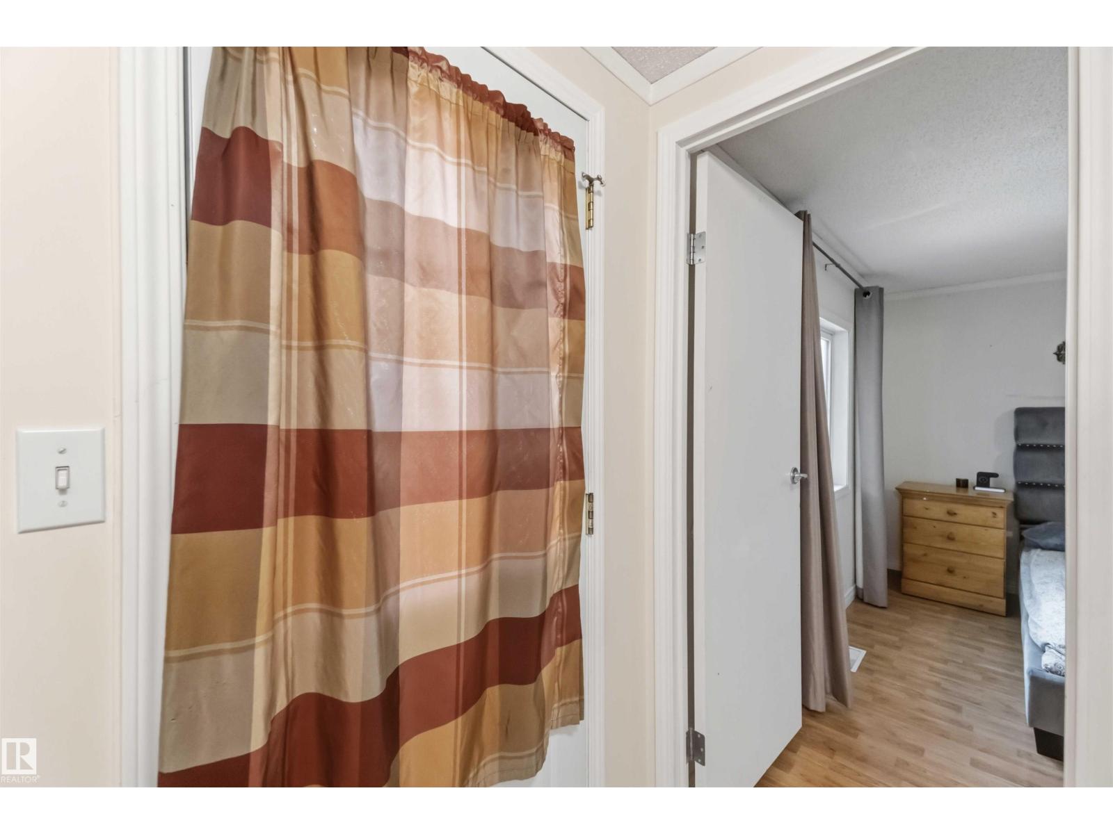 3402 LAKEVIEW PT NW - Image 29