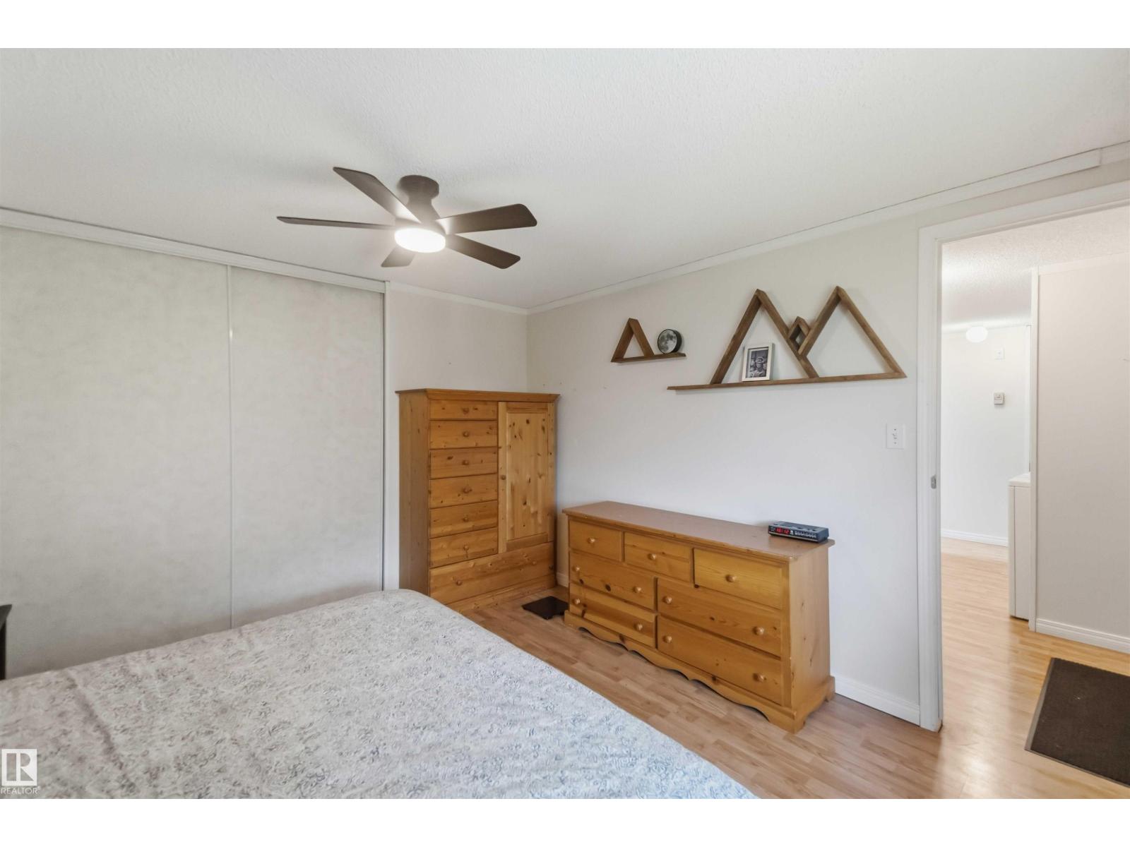3402 LAKEVIEW PT NW - Image 32