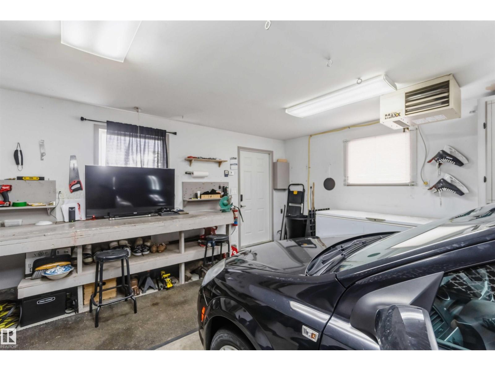 3402 LAKEVIEW PT NW - Image 35