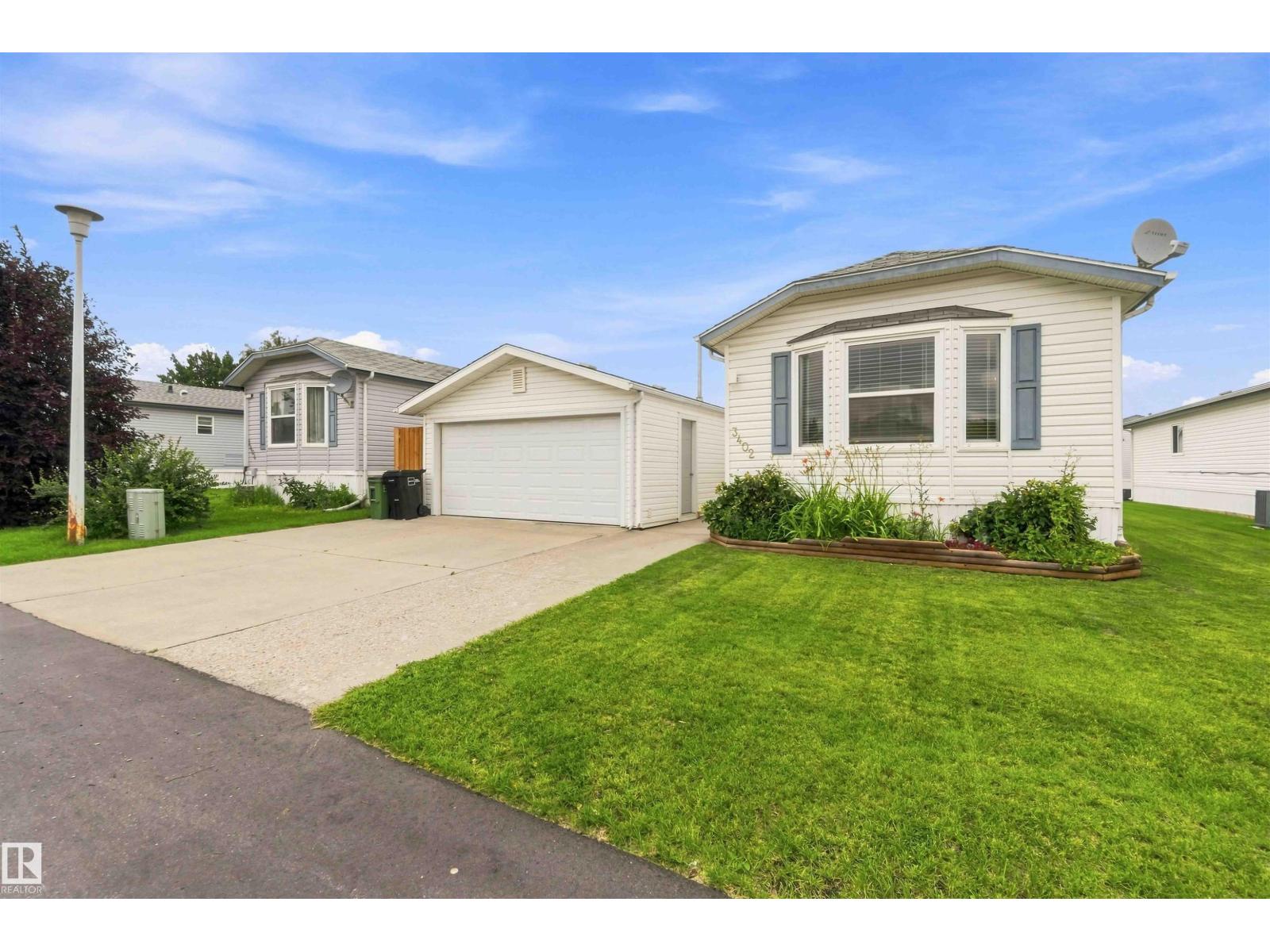 3402 LAKEVIEW PT NW, Westview Village, Edmonton photo 4