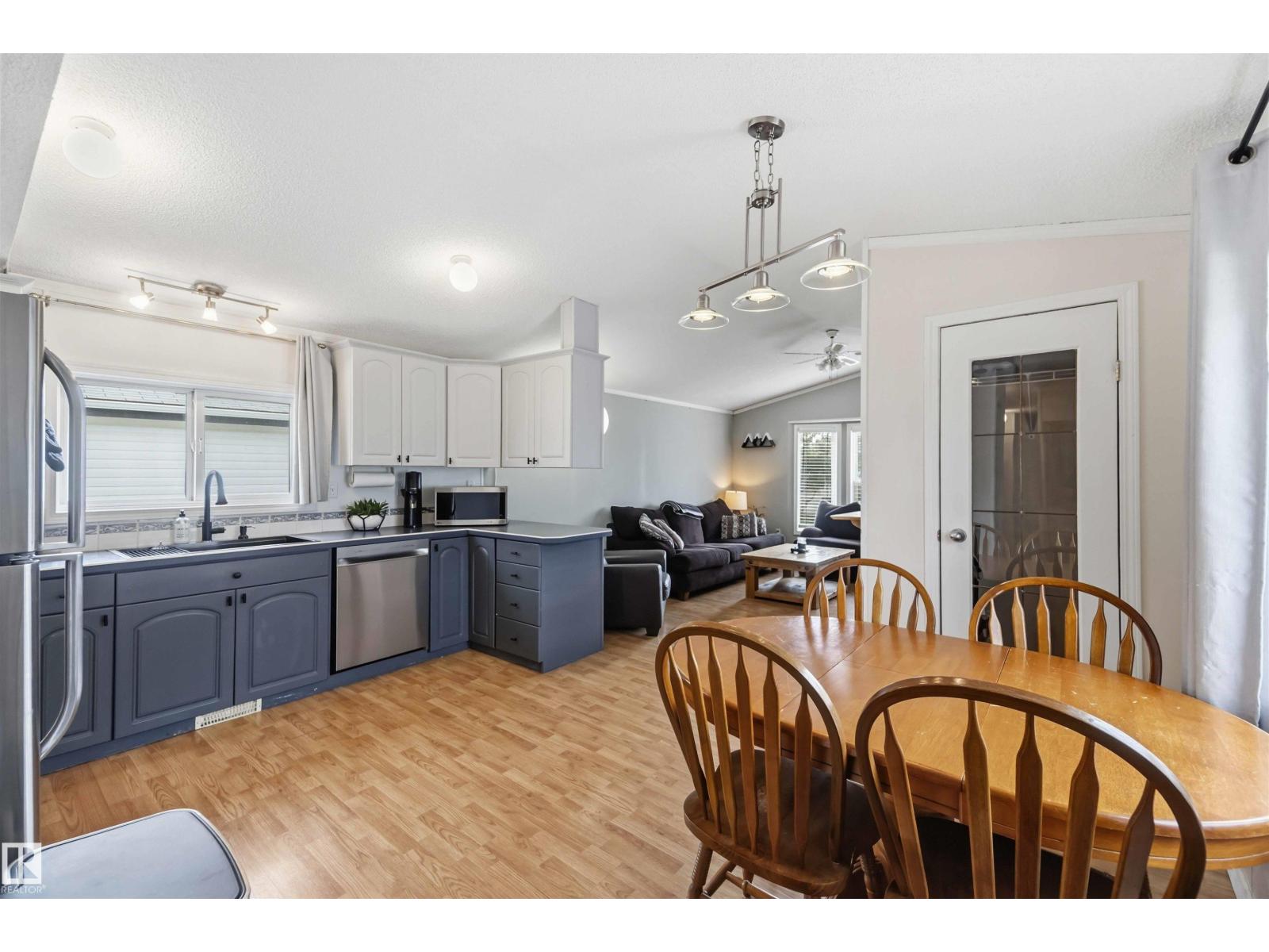 3402 LAKEVIEW PT NW - 7