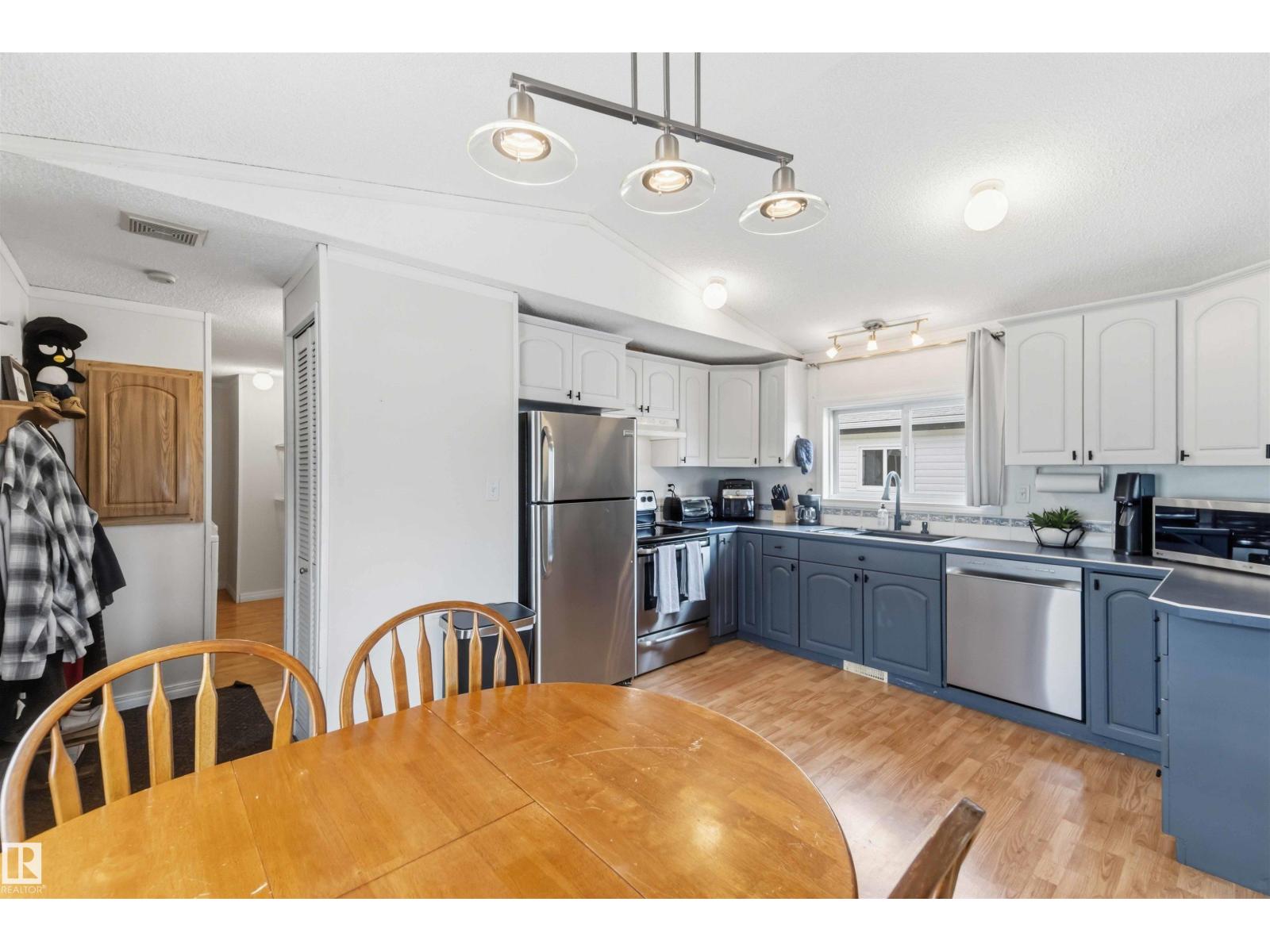 3402 LAKEVIEW PT NW - 8