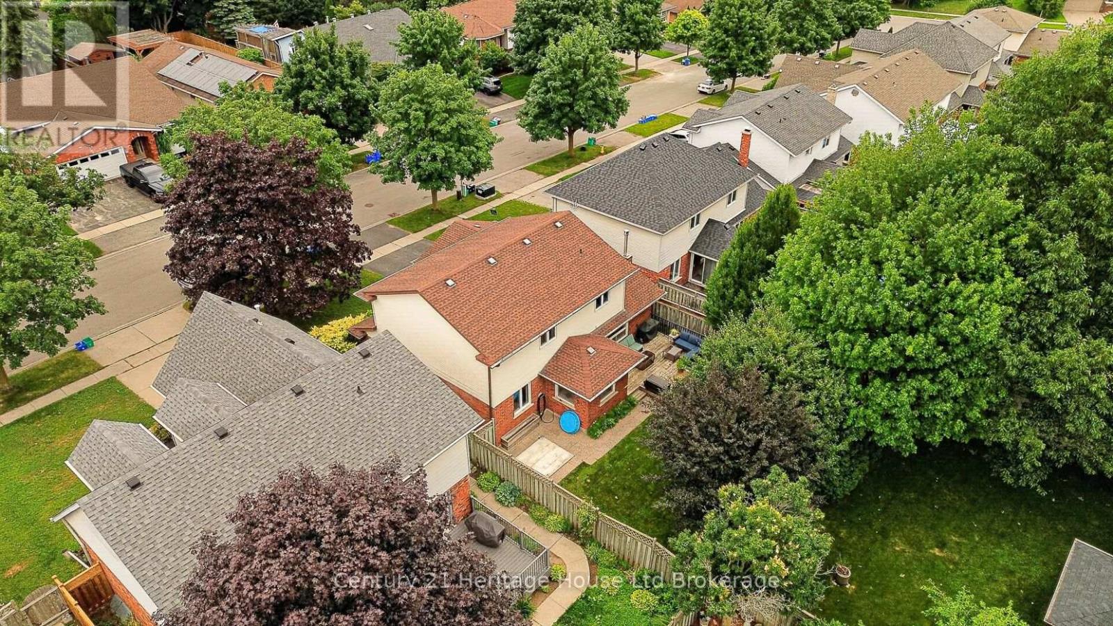 27 SIOUX CRESCENT - Image 43