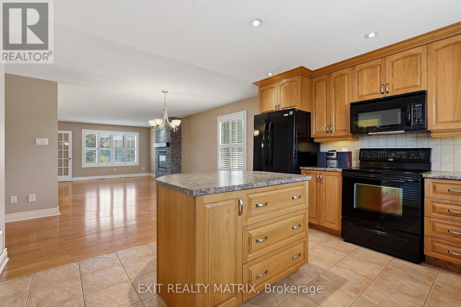 28 STATION TRAIL STREET - 13