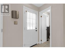 40 Farmingdale Crescent, Barrie, ON L4M5E5 Photo 16