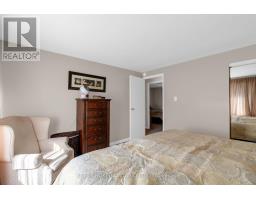 40 Farmingdale Crescent, Barrie, ON L4M5E5 Photo 19