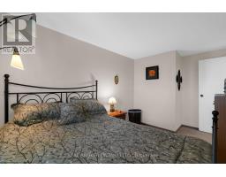40 Farmingdale Crescent, Barrie, ON L4M5E5 Photo 25