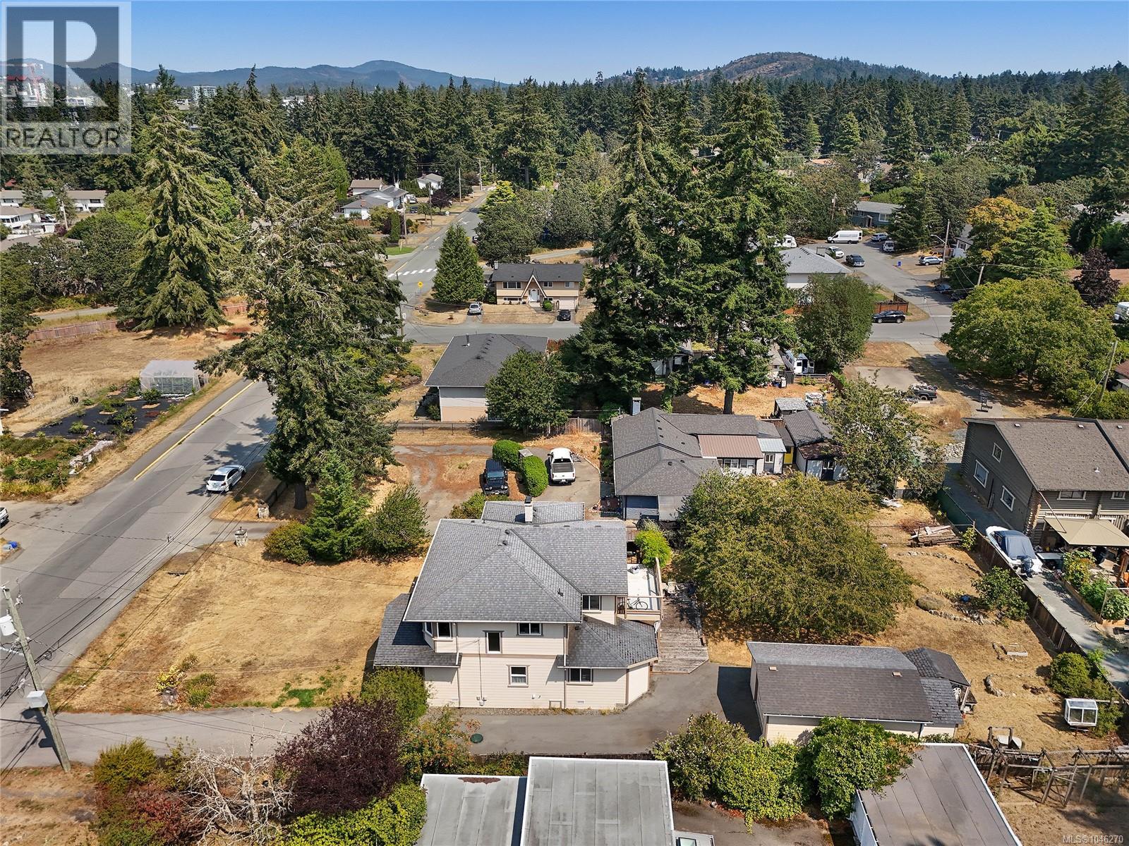 2961 Pickford Rd - Image 28