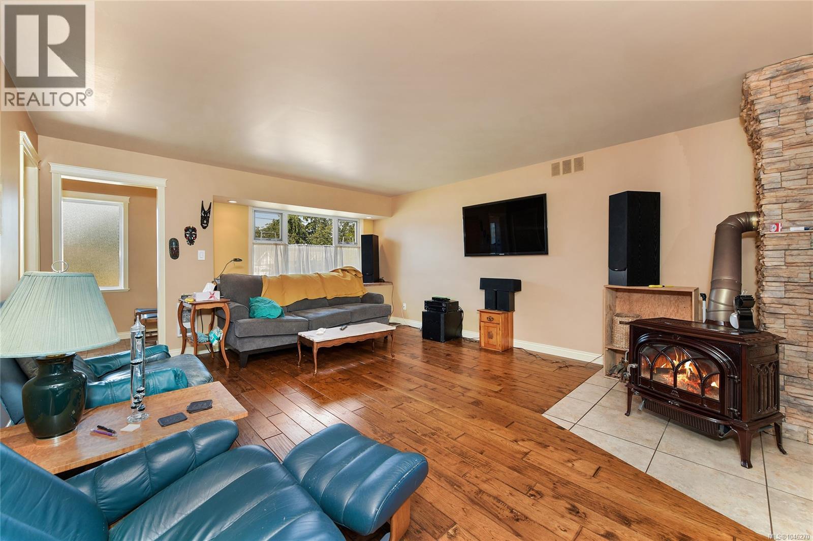 2961 Pickford Rd - Image 6