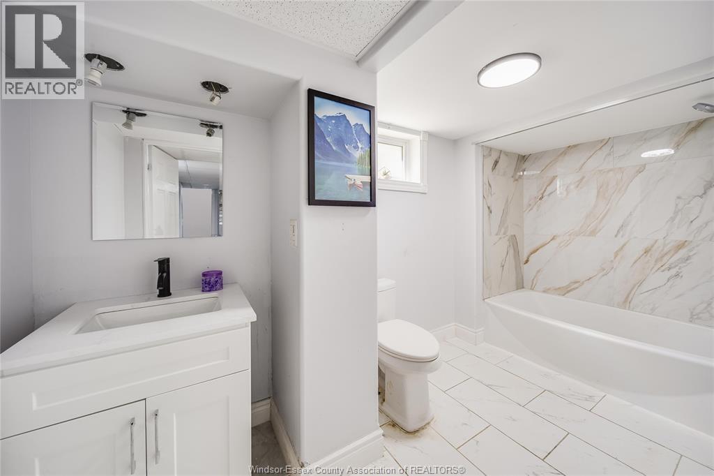 1153 HARRISON - 27