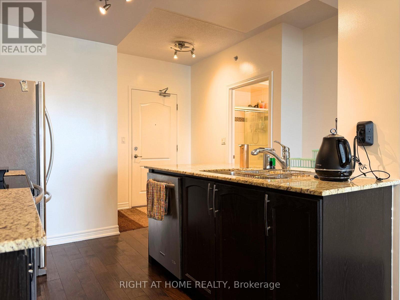 #308 1419 COSTIGAN ROAD - 15