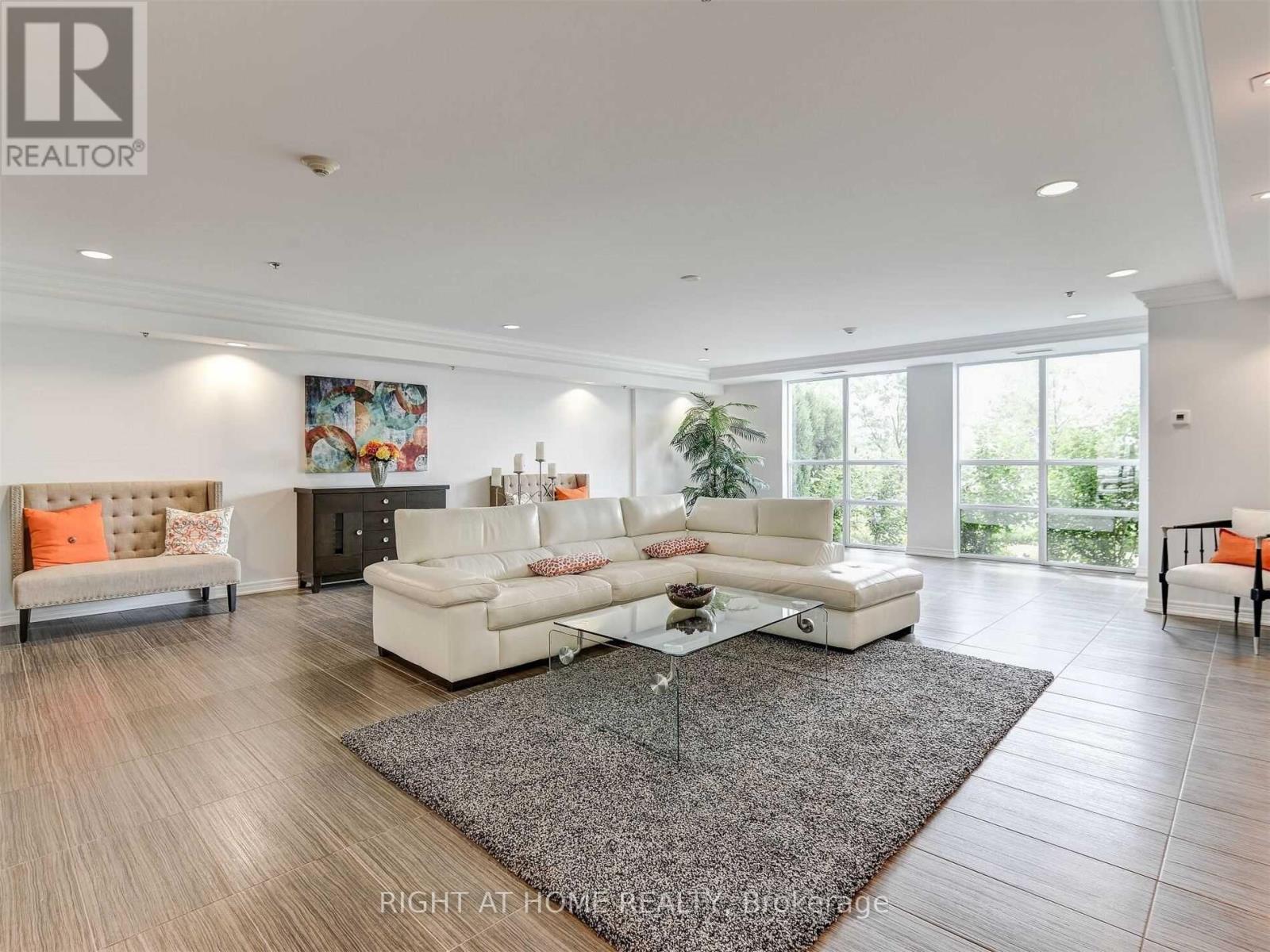 #308 1419 COSTIGAN ROAD - 9