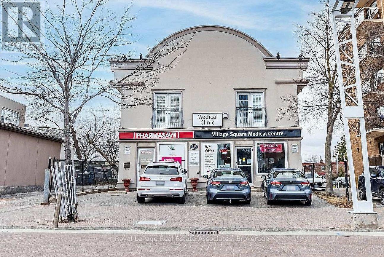 Photo of 10 Main Street