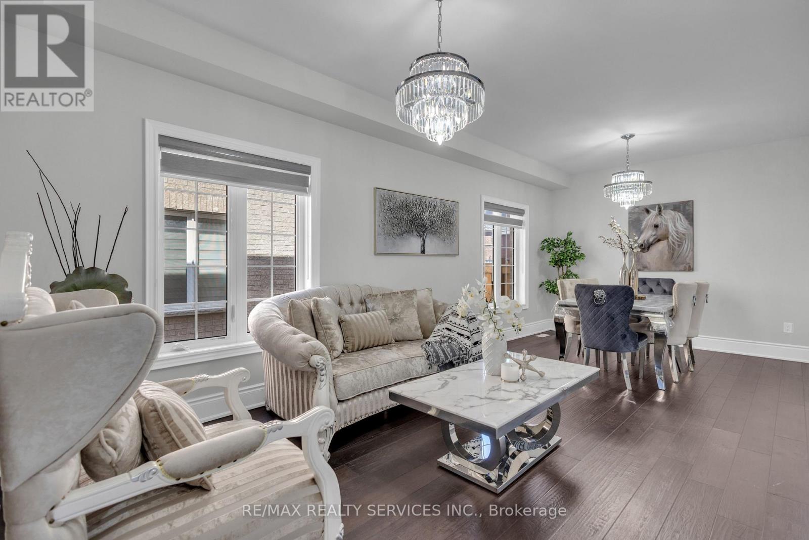 40 ROSEWELL CRESCENT - 2