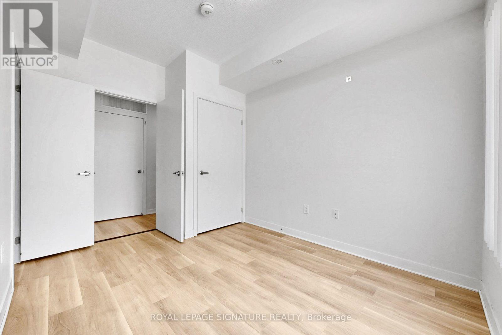 #11 60 ORCHID PLACE DRIVE - Image 23