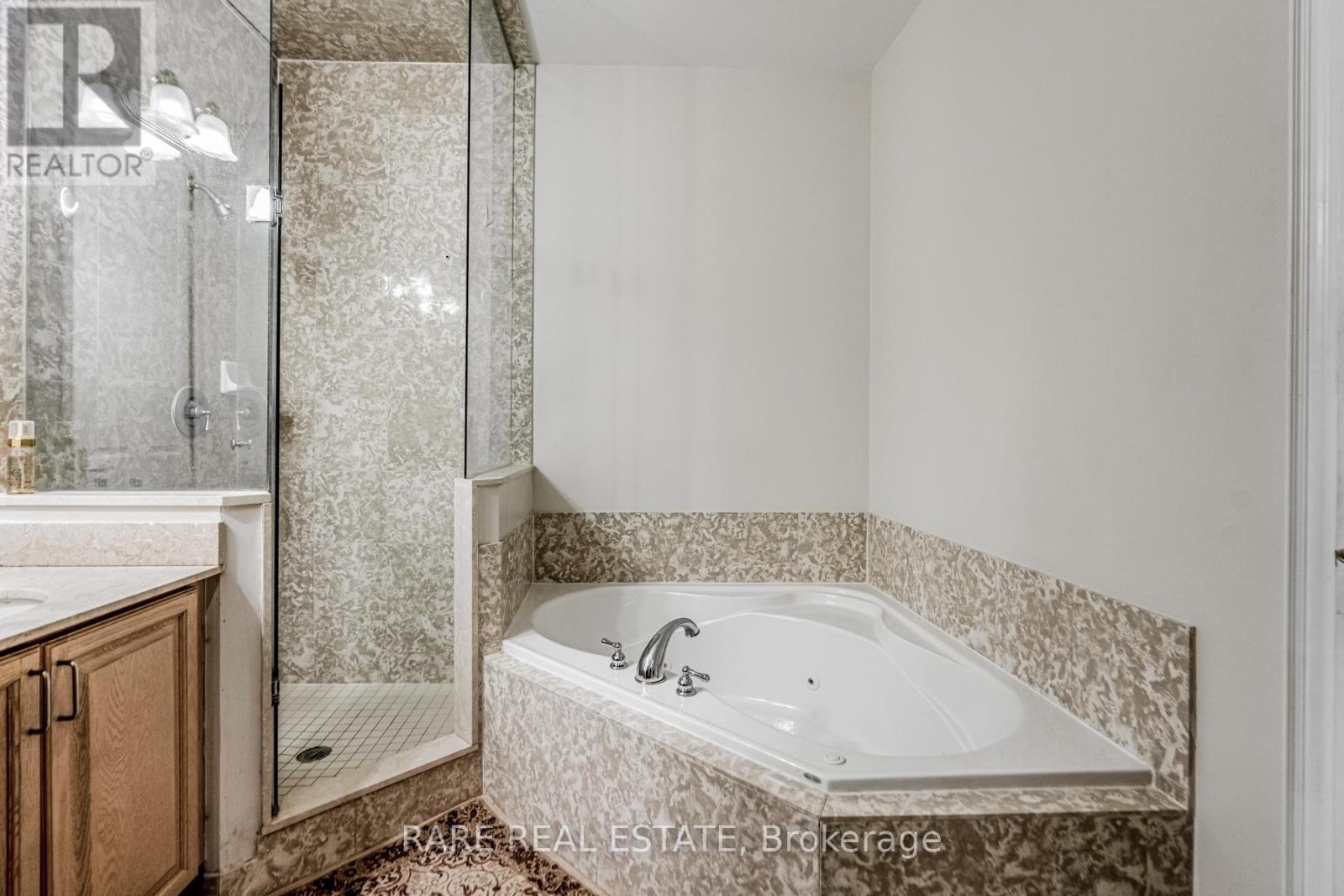 #TPH6 25 KINGSBRIDGE GARDEN CIRCLE - 27