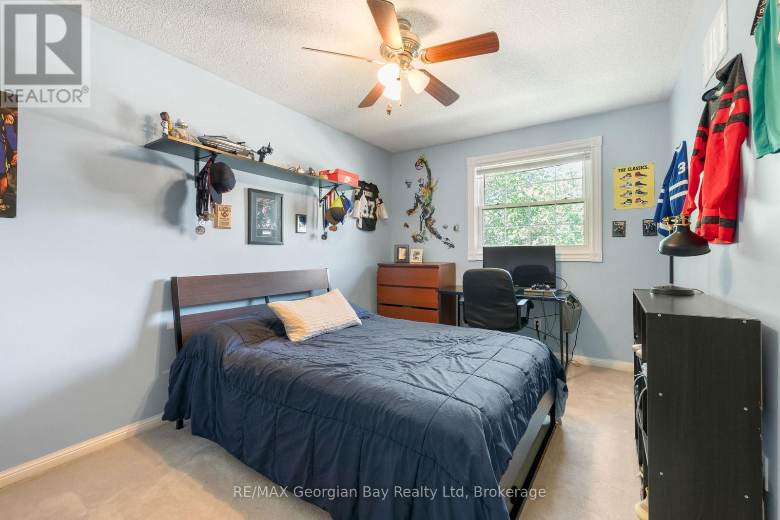 911 WATSON PLACE - 24