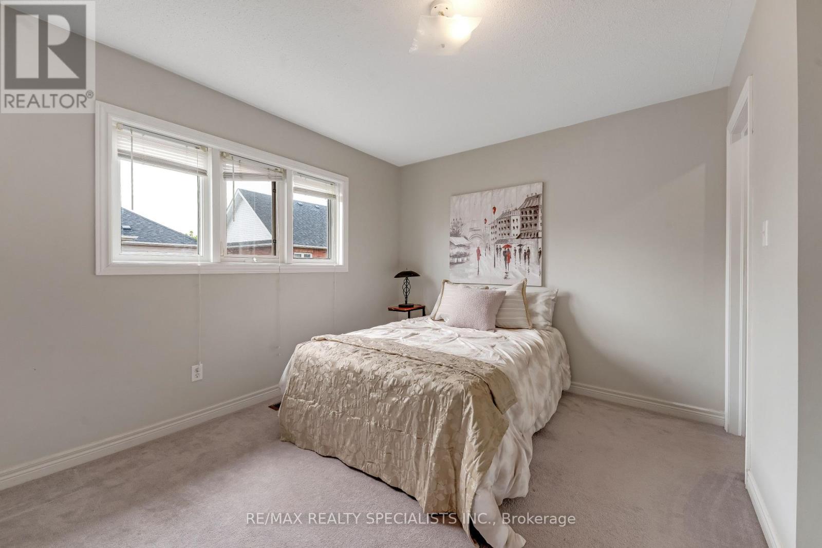 59 MASTERS GREEN CRESCENT - 28