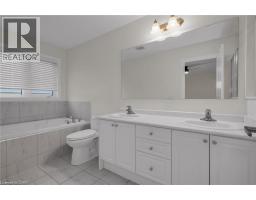 Eat in kitchen - 4086 Canby Street, Beamsville, ON L0R1B4 Photo 8