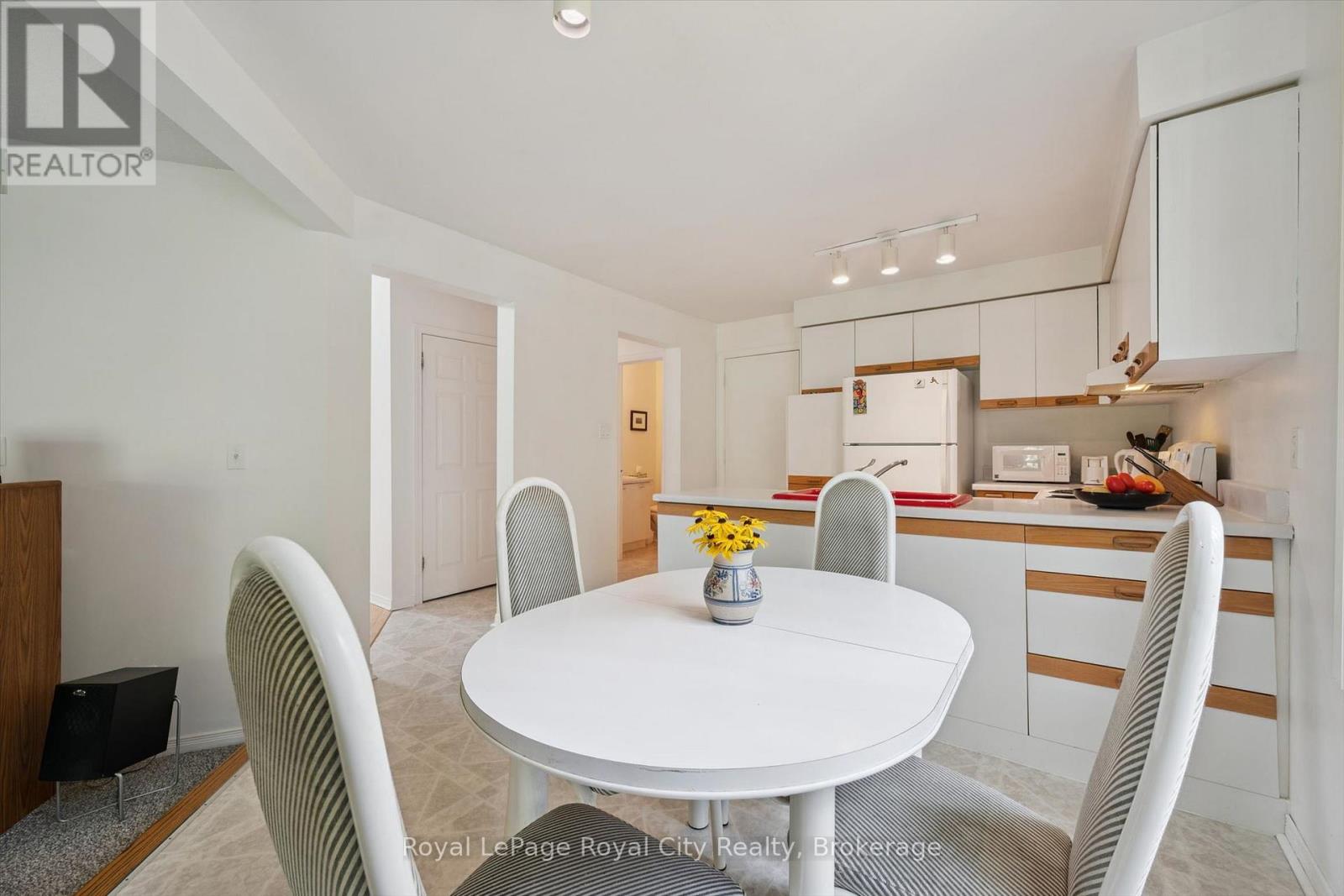 8 MOLLISON COURT - Image 11