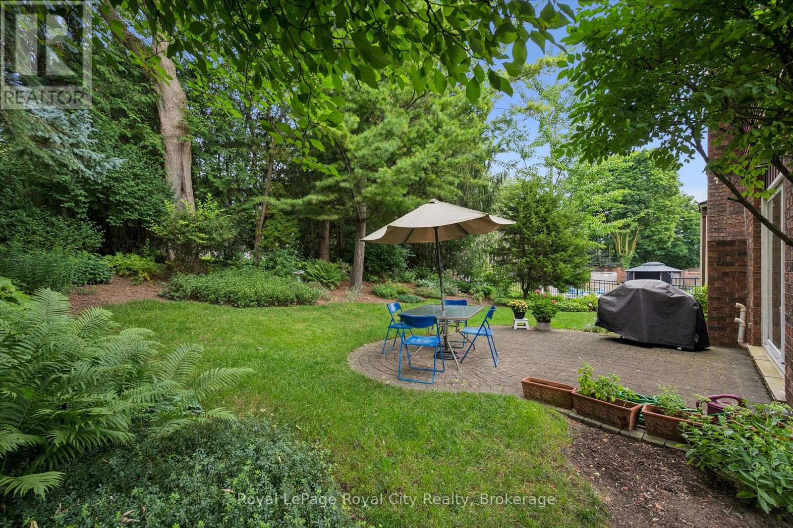 8 MOLLISON COURT - Image 23